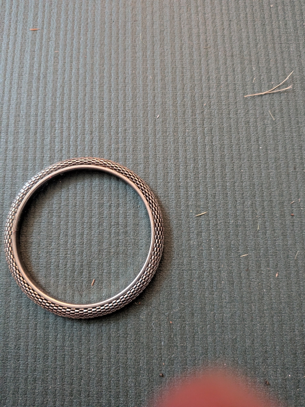Textured Silver Tone Women's Bangle Bracelet